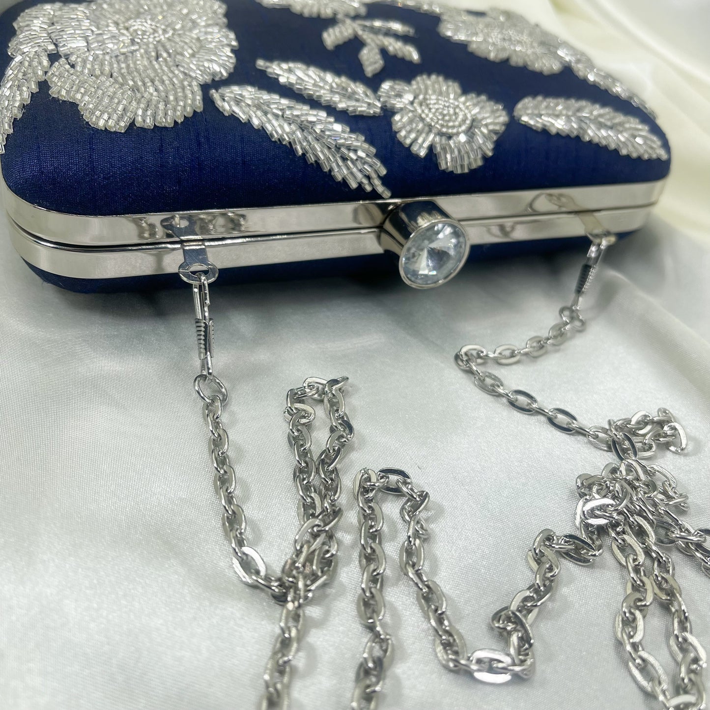 ALIA Clutch (Navy Blue)