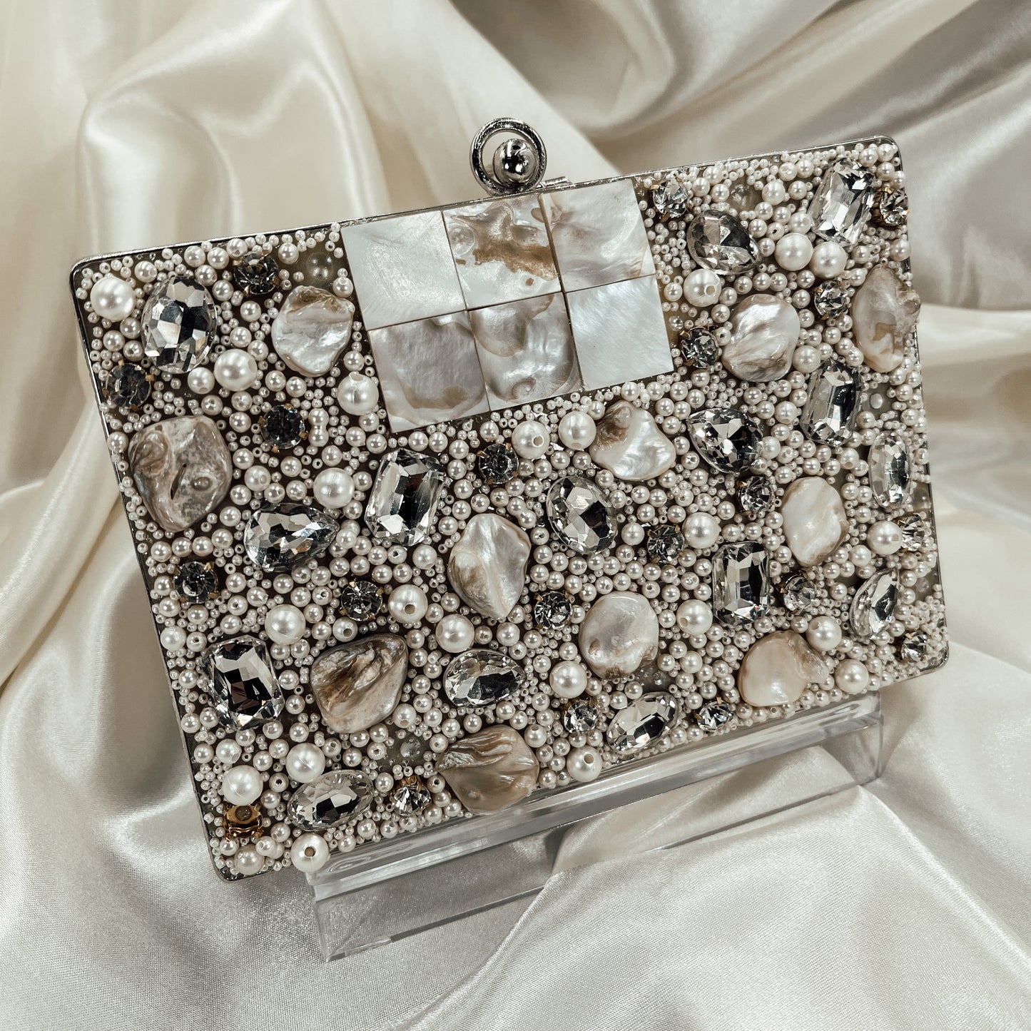 ELORA Clutch