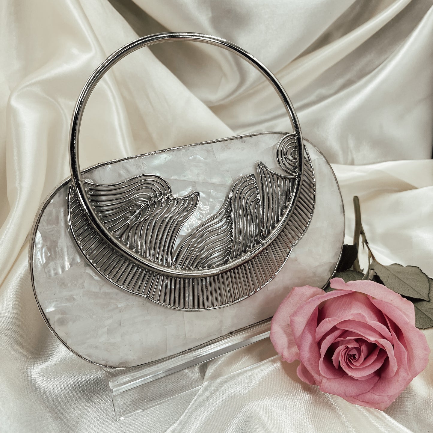 FARIYA Clutch (Silver)