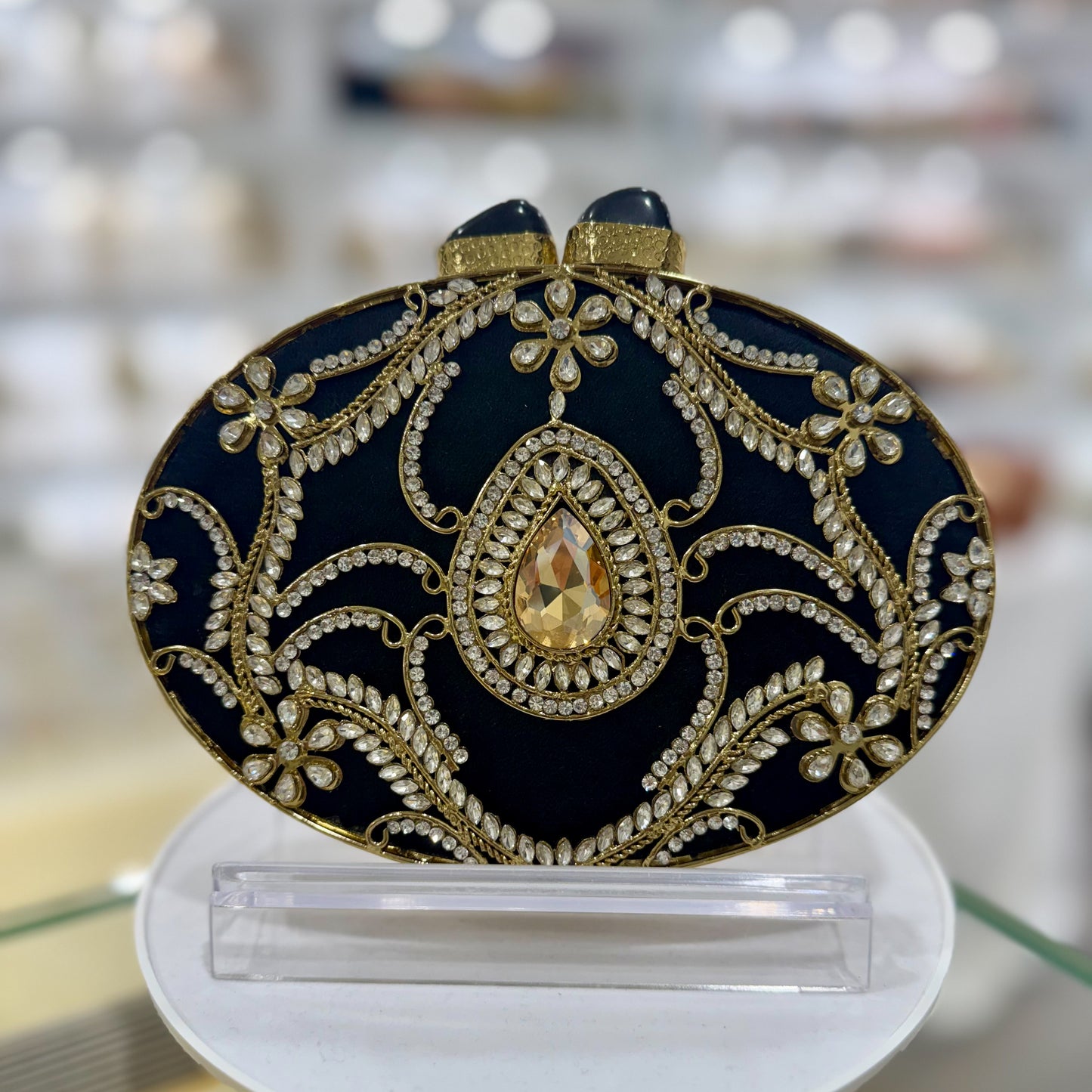 NOOR Clutch - Midnight Velvet