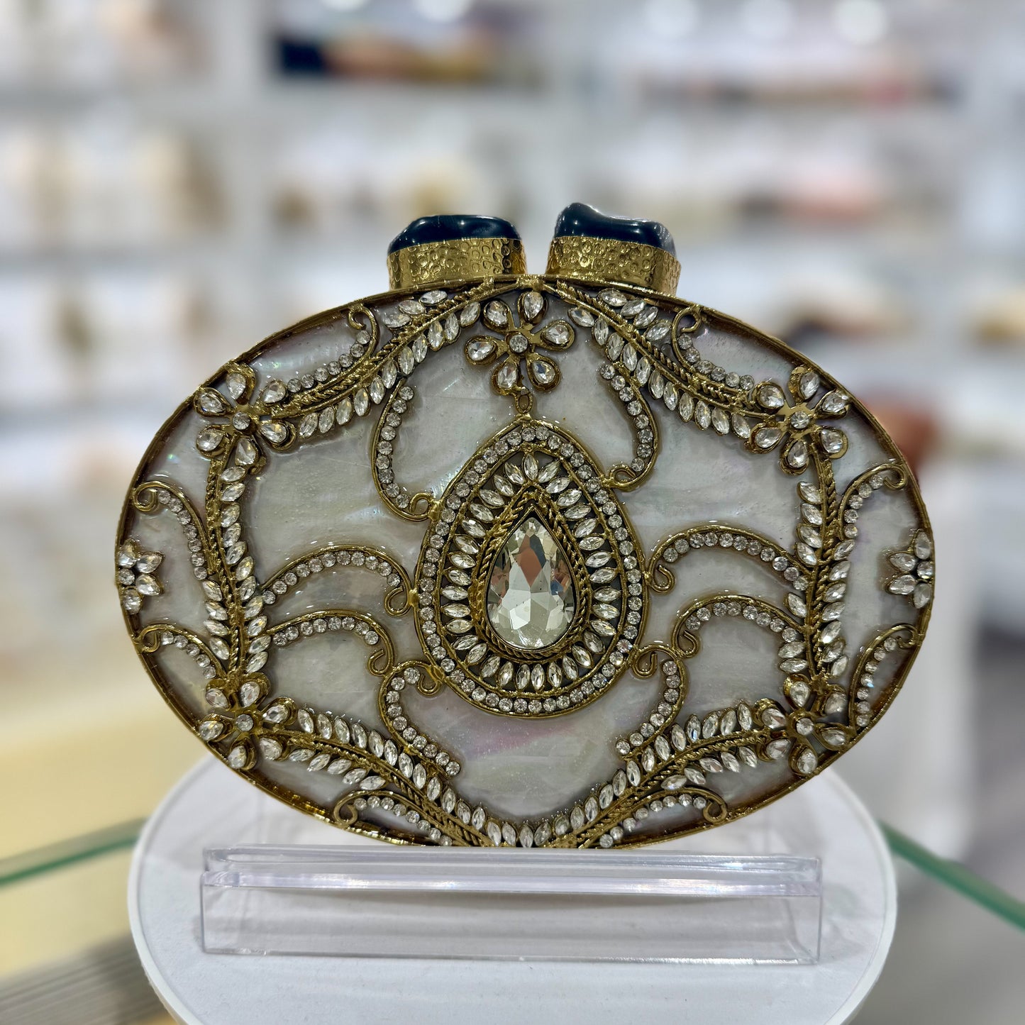 NOOR Clutch (Pearl)