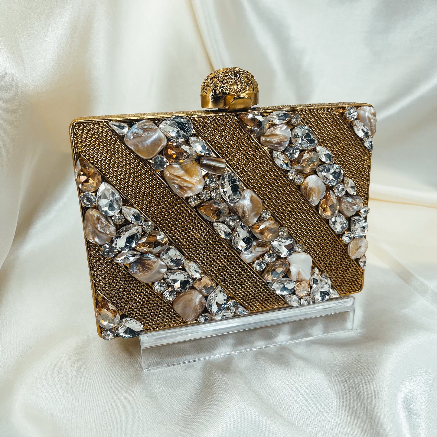 RUNIA Clutch